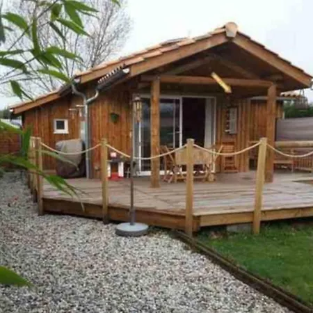Le Chalet Du Bonheur Chalet La Teste-de-Buch
